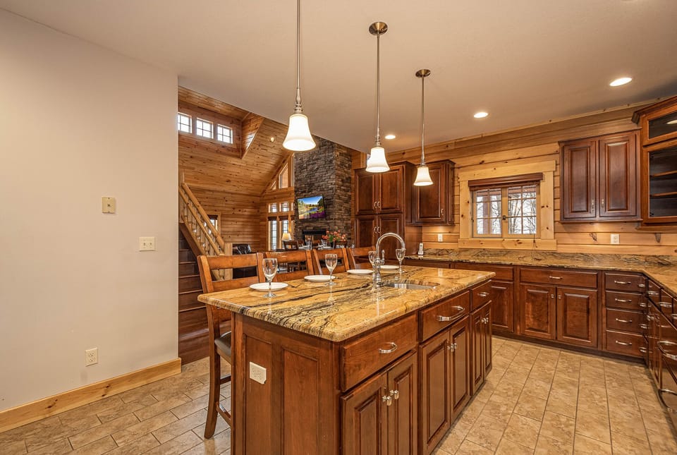 Full Kitchen