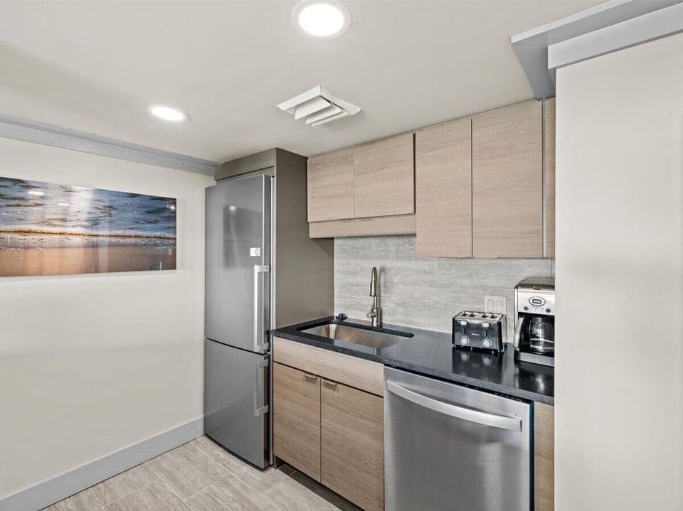 HSRC 120 Kitchen