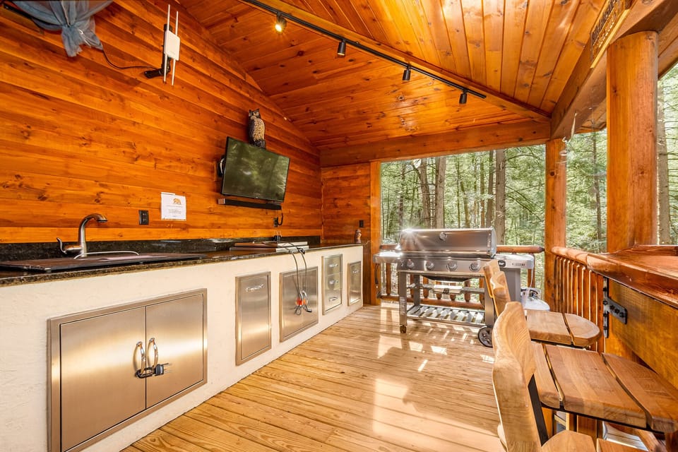 Outdoor Kitchen + Gas Grill + Seating