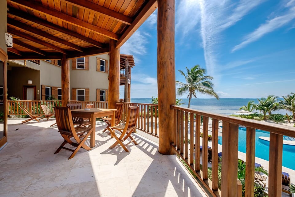 Indigo Belize 4B Beach Front View from Deck