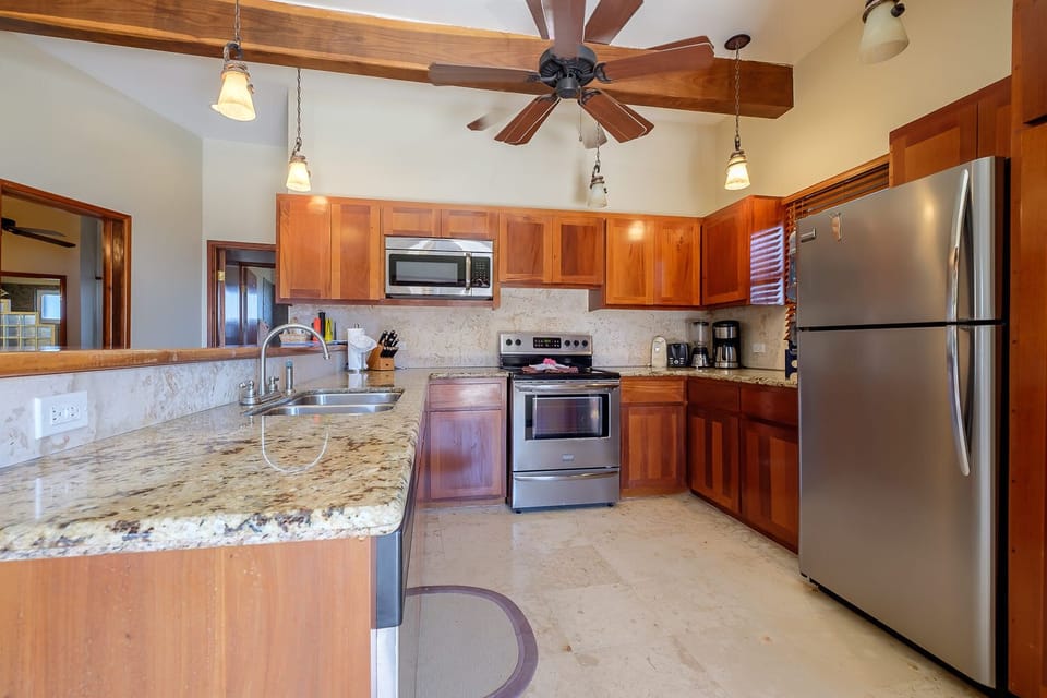 Indigo Belize 4B Kitchen