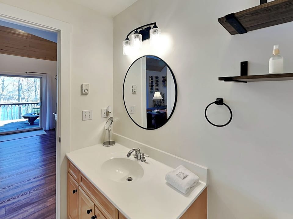 ML Full Bathroom