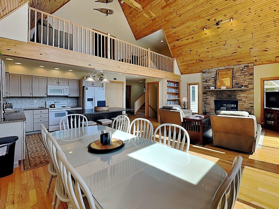 Open-Concept Floor Plan Brings Everyone Together