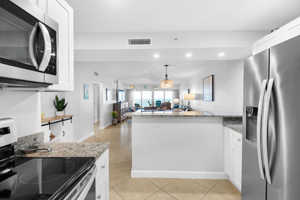 Kitchen/Breakfast Bar
