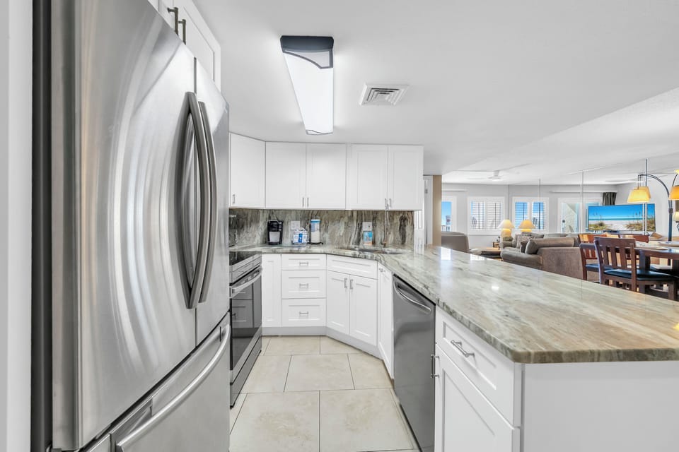 Kitchen entry