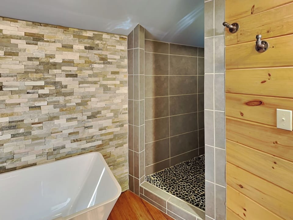 Primary Ensuite Bathroom