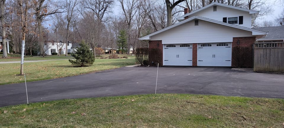 Ample driveway parking for 4 -6 cars plus on street parking available