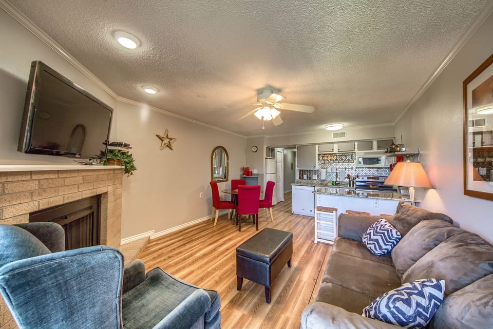 Cozy Living and Kitchen area.