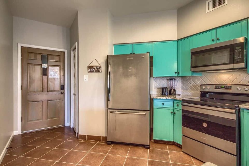 Newly redone Kitchen. 