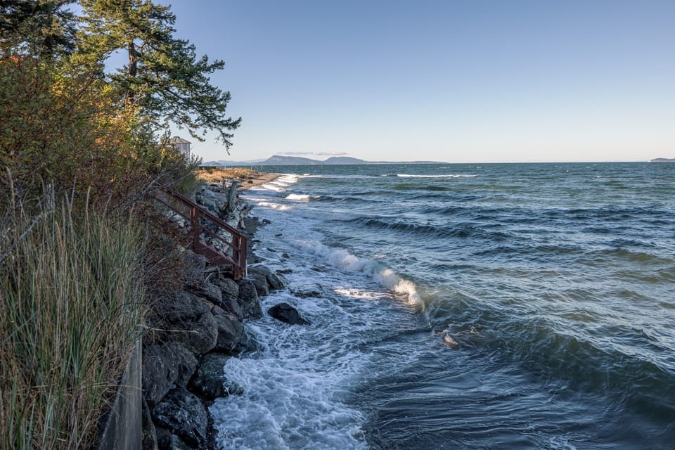 131 Sunset Ave - Eastsound Orcas Island Washington - 30
