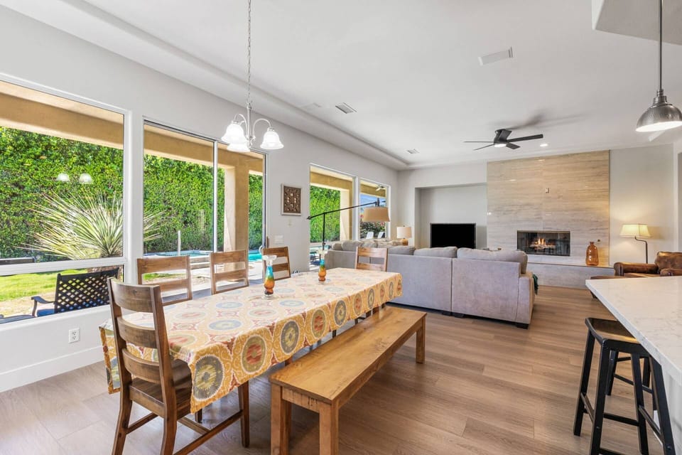Dining Room to the Living Room