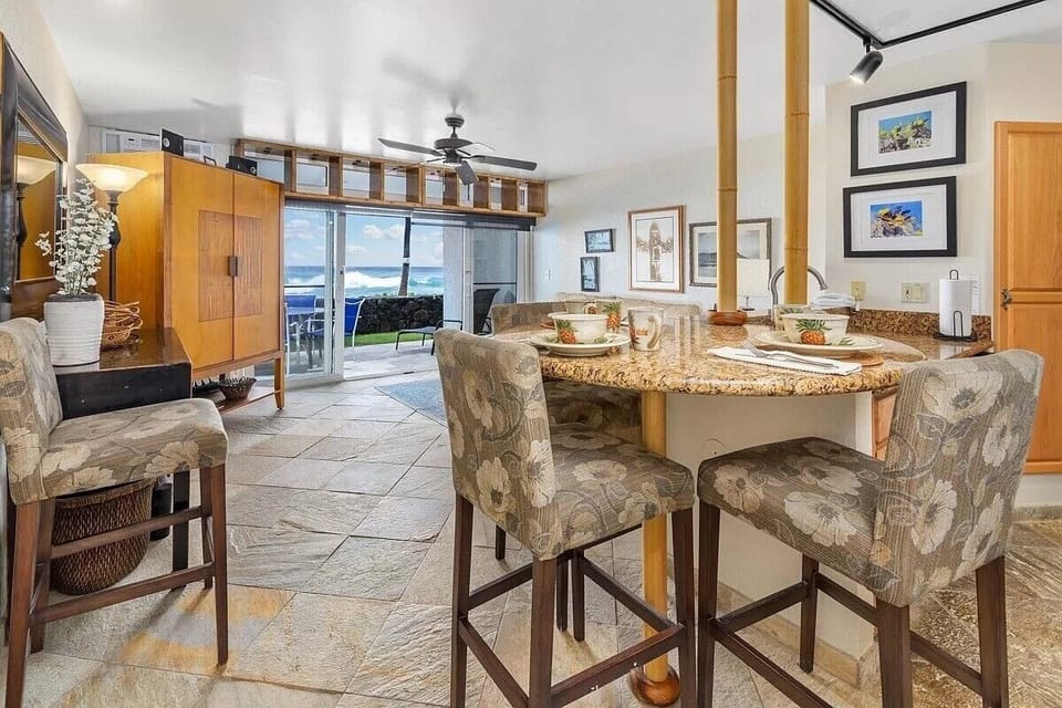 Dining area with seats for 2