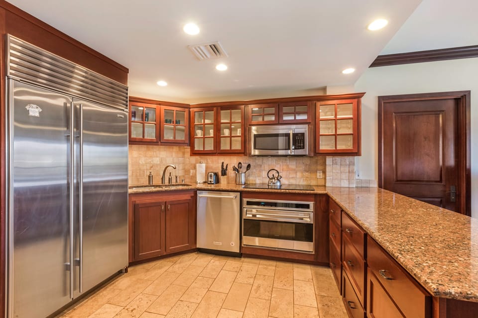 Full kitchen with Wolf Range and Subzero Fridge