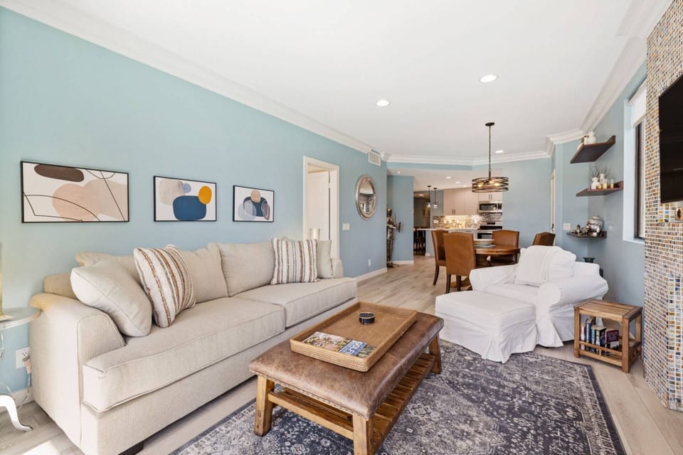 Comfortable and Ample Seating