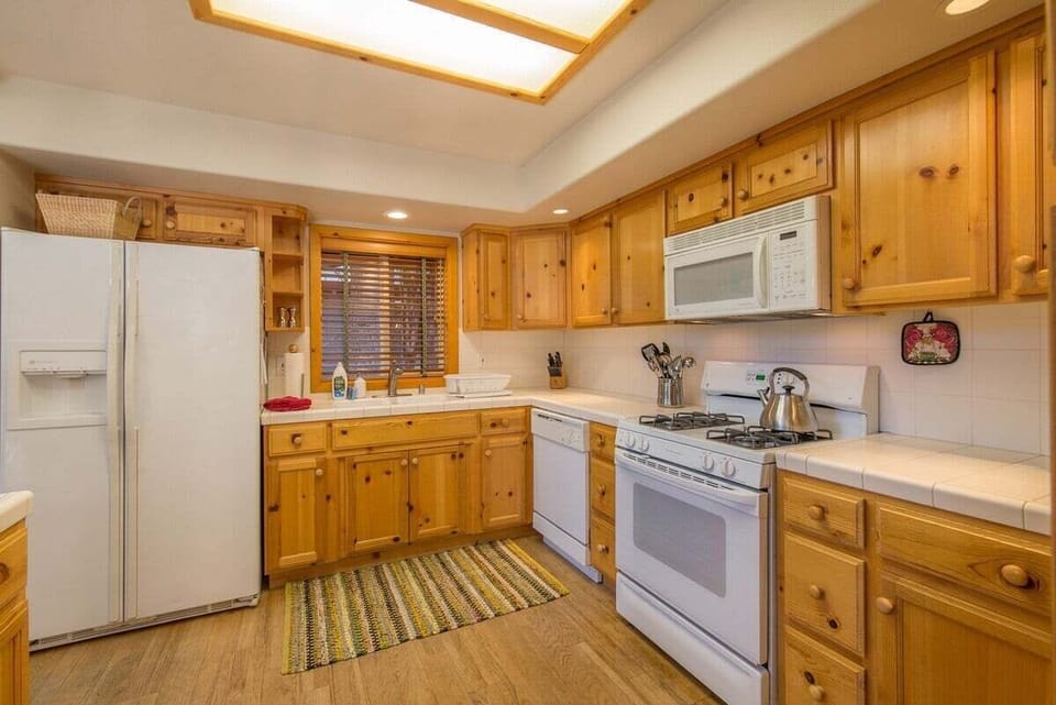 Large kitchen