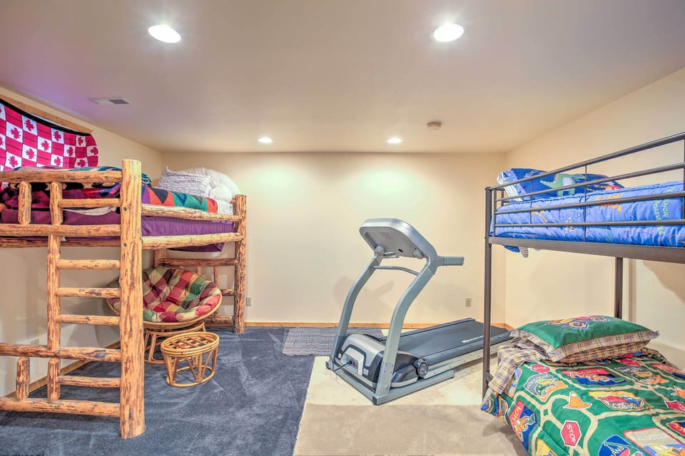 Bedroom 4 | Twin Bed | Twin Bunk Bed