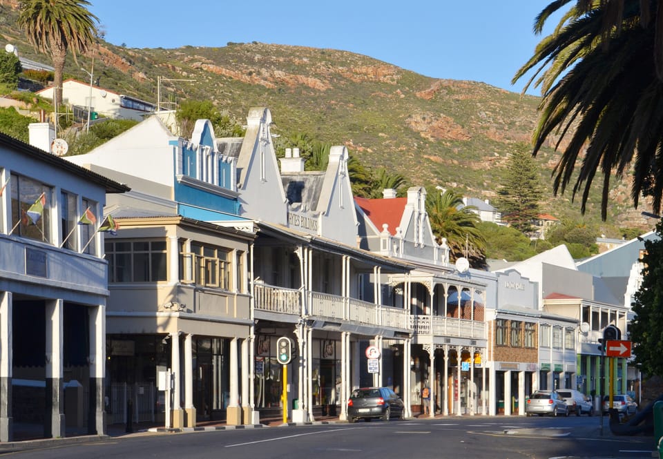 Simon's Town is 15 mins walk, 5 mins drive