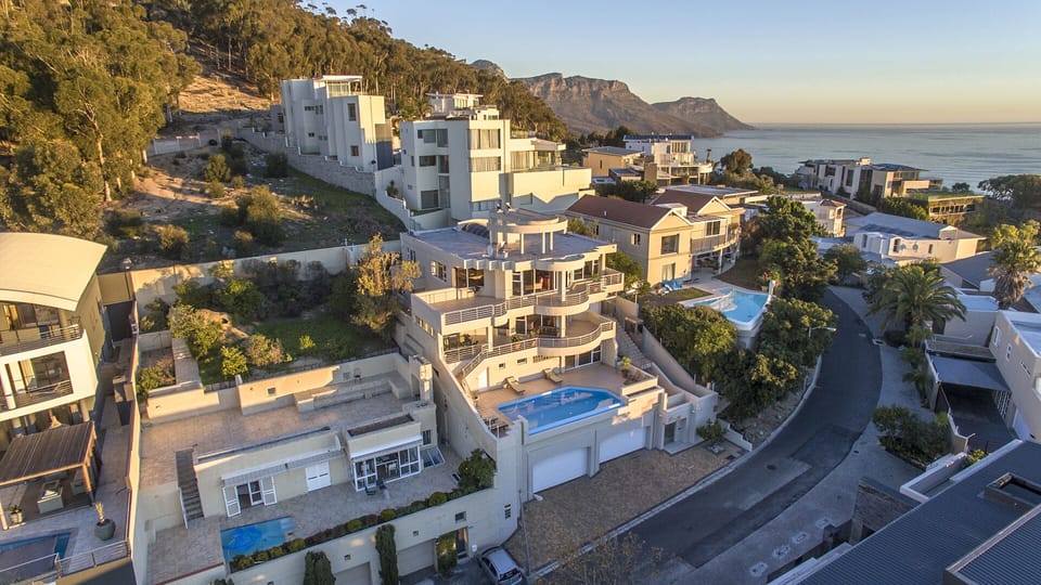 Aerial view Villa Kali - Bantry Bay