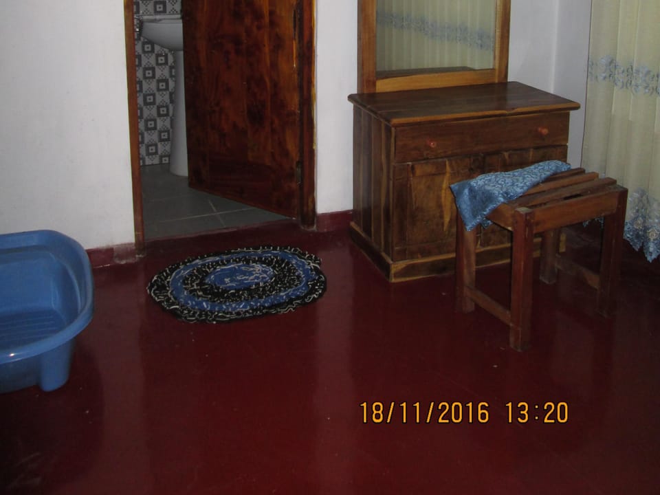 En-suite maste b'room