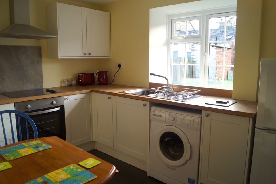 Newly fitted kitchen.