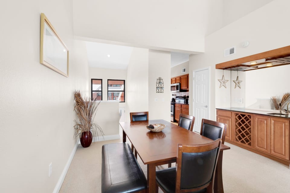 Dining table seats 6