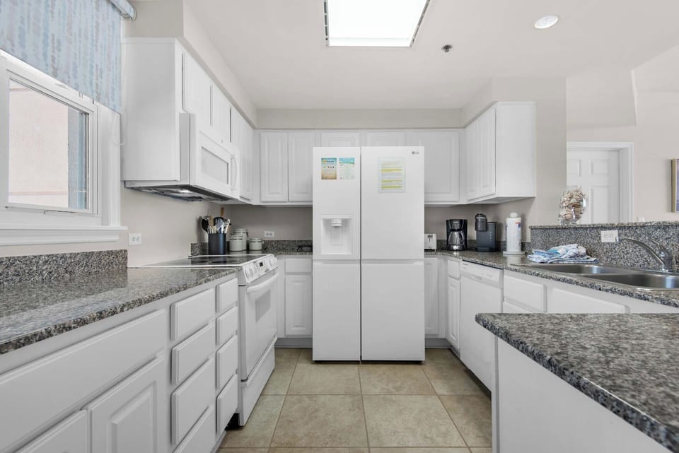 Kitchen has all you need
