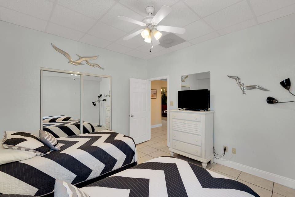Flat screen TV in guest room