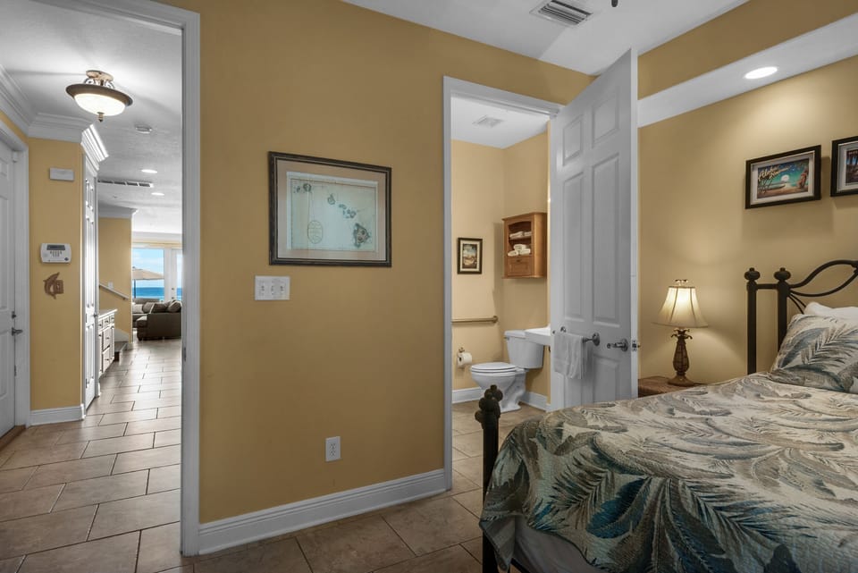 Accessible bathroom ensuite