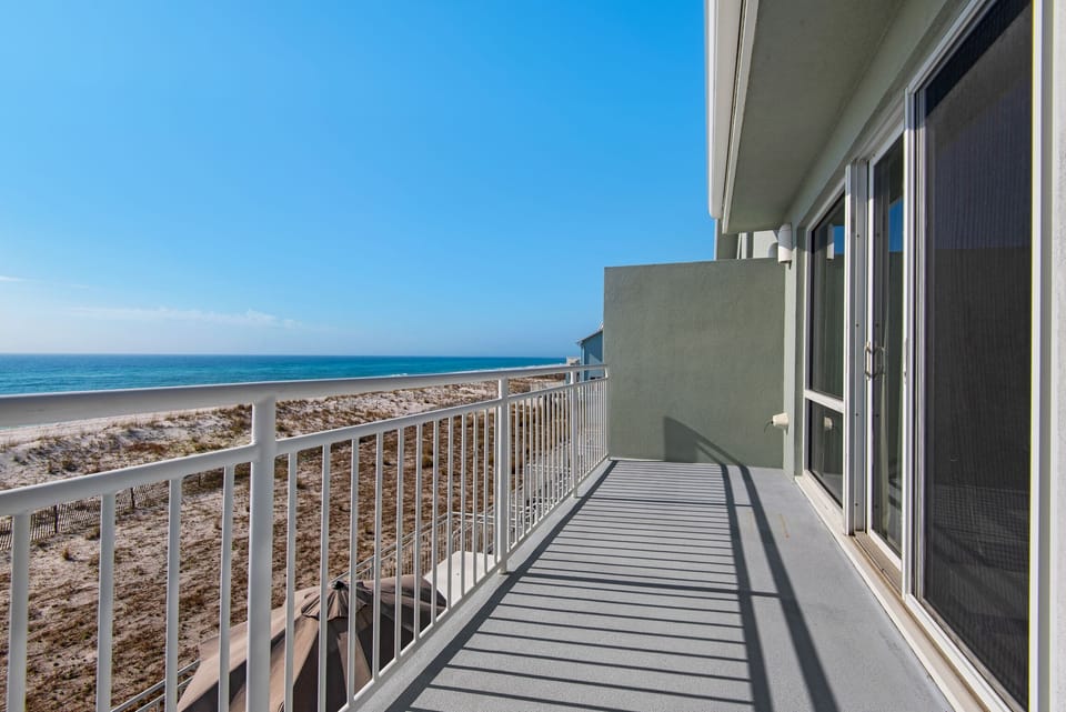 Large balcony off Master