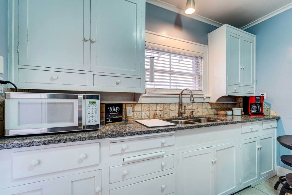 Kitchen | Spices | Dishware & Flatware