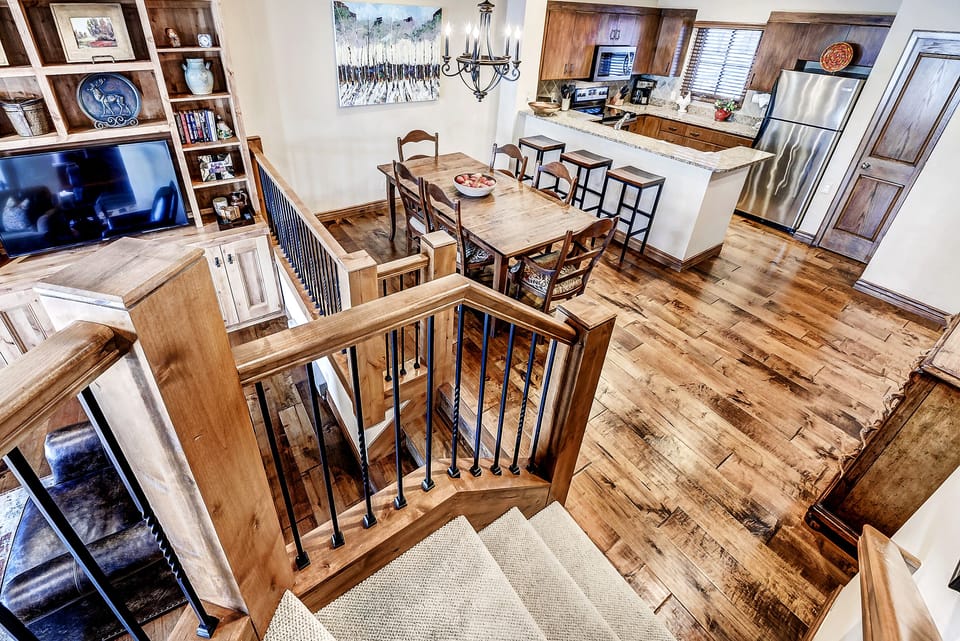 Dining Room - Dining Room With Breakfast Bar Seating