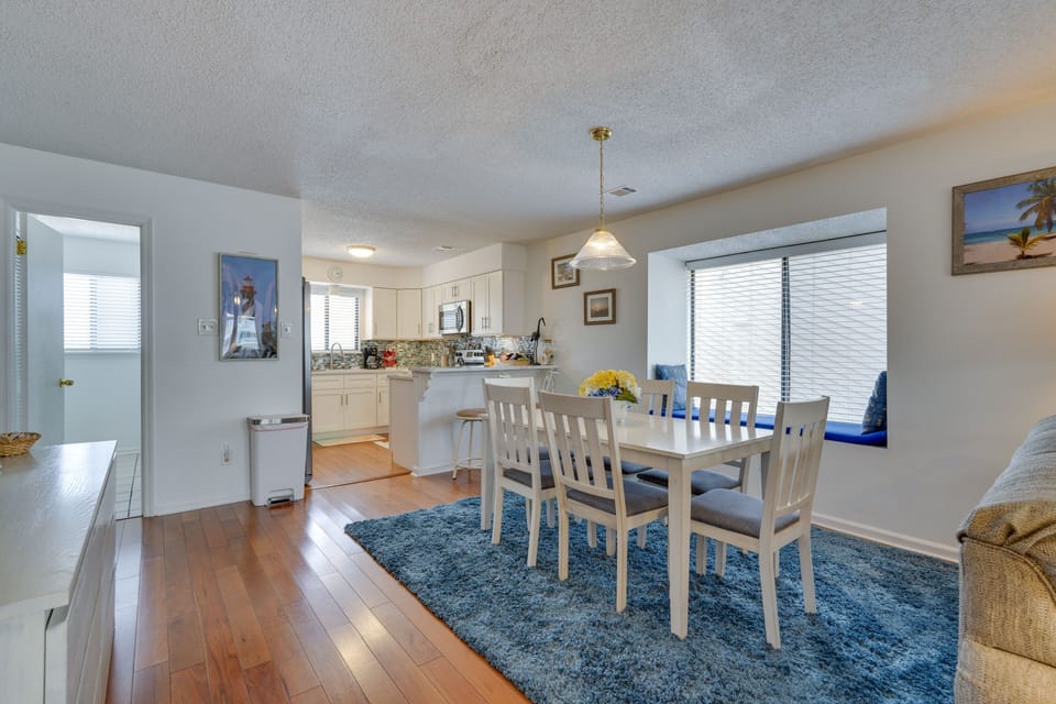 Open Layout | Dining Area