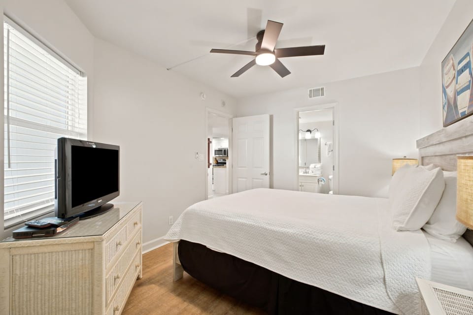 Second Guest Bedroom