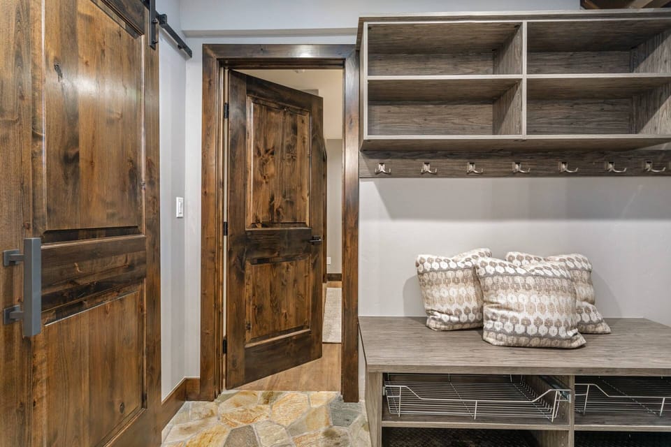 Lower Level Mud Room