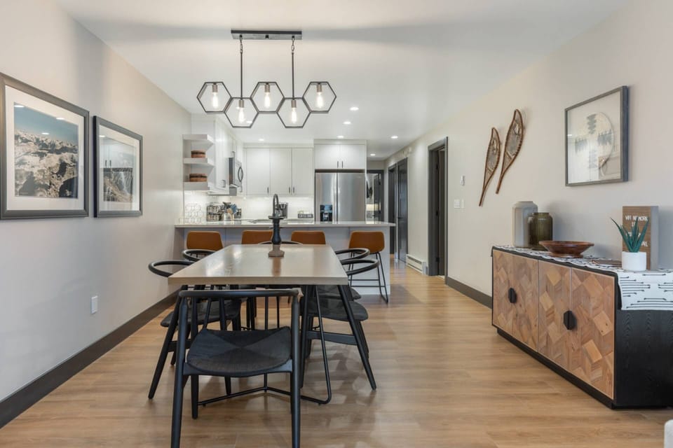 Dining Room Connects the living room to the kitchen.