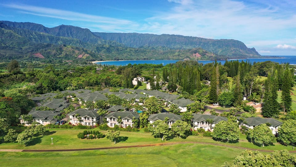 Villas of Kamalii & NaMoloKama Mountains - Parrish Kauai