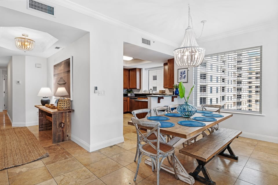 Seating for eight at the dining table