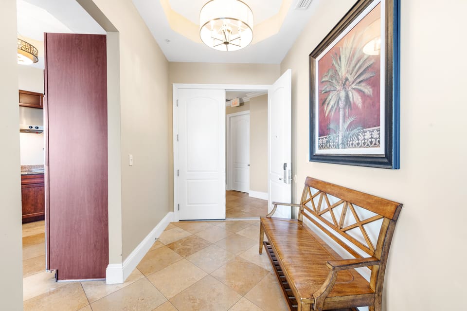 Entryway from Private Foyer