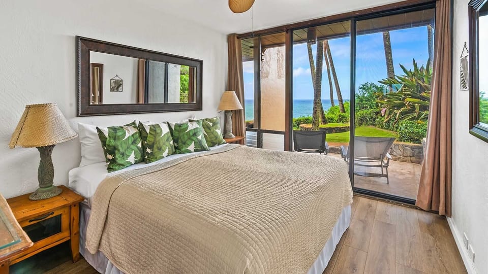 Poipu Makai #A1 - Ocean Front Master Bedroom Suite & Lanai - Parrish Kauai