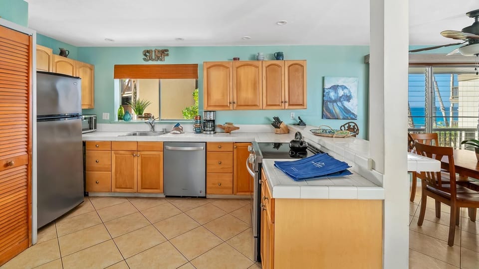 Poipu Palms #101 - Fully Equipped Kitchen - Parrish Kauai
