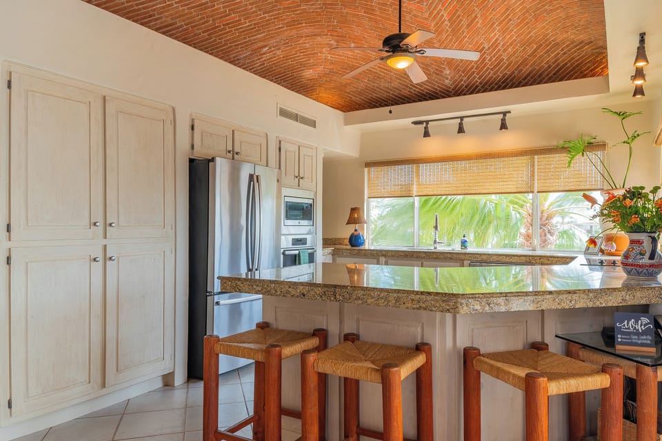 Kitchen with bar seating
