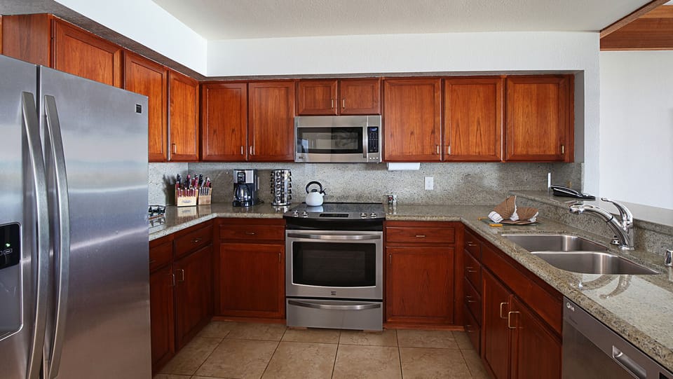 Poipu Kapili Resort #02 - Fully Equipped Kitchen - Parrish Kauai