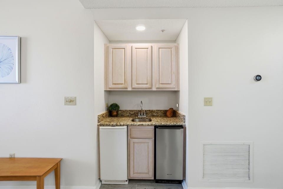 Wet Bar