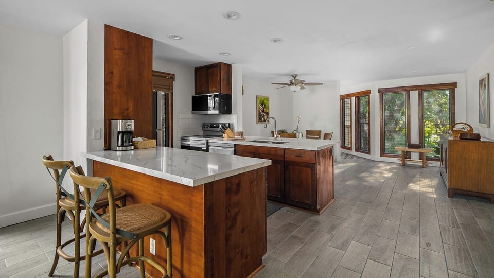 Waikomo Stream Villas #420 - Kitchen Dining & Breakfast Bar - Parrish Kauai