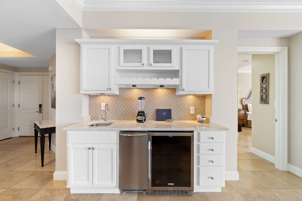 Wet Bar -  Whip up a Cocktail