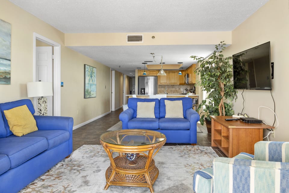 Beach Place 206 Living Room