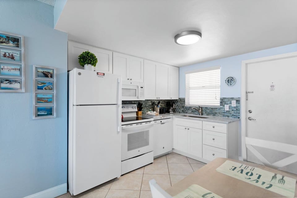 Surf Song 226 Kitchen