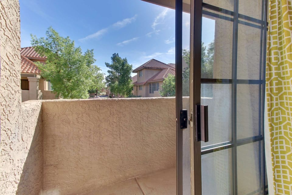 Small standing balcony right off the Guest bedroom