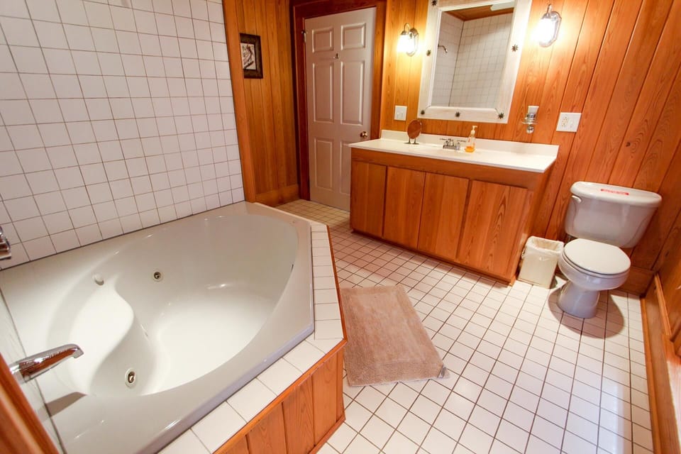 Private Bathroom, Soaking Tub
