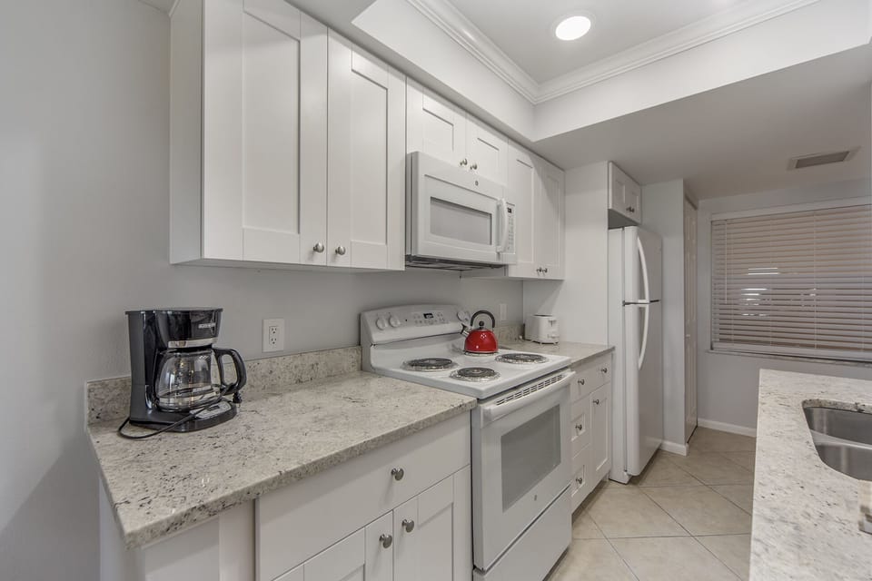 Madeira Norte 503 Kitchen